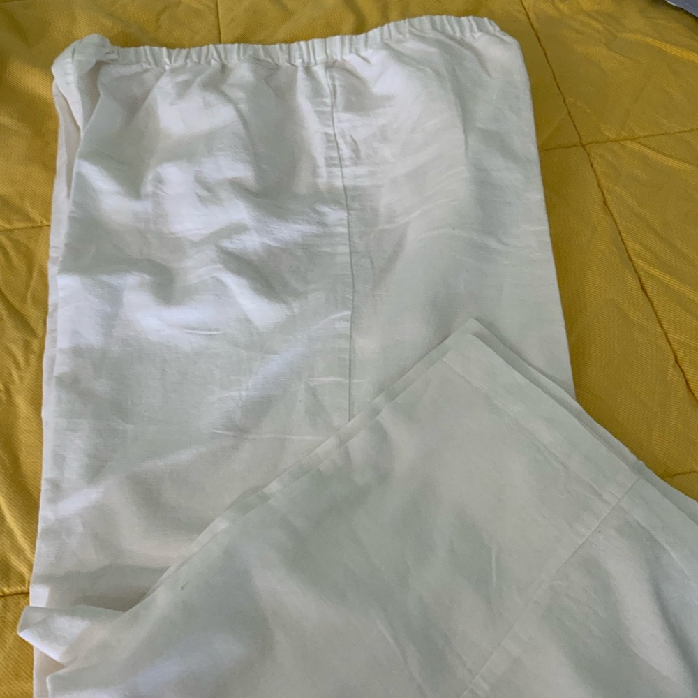 NWOT Hot Cotton white Elastic Waist Pants - Picture 2 of 5